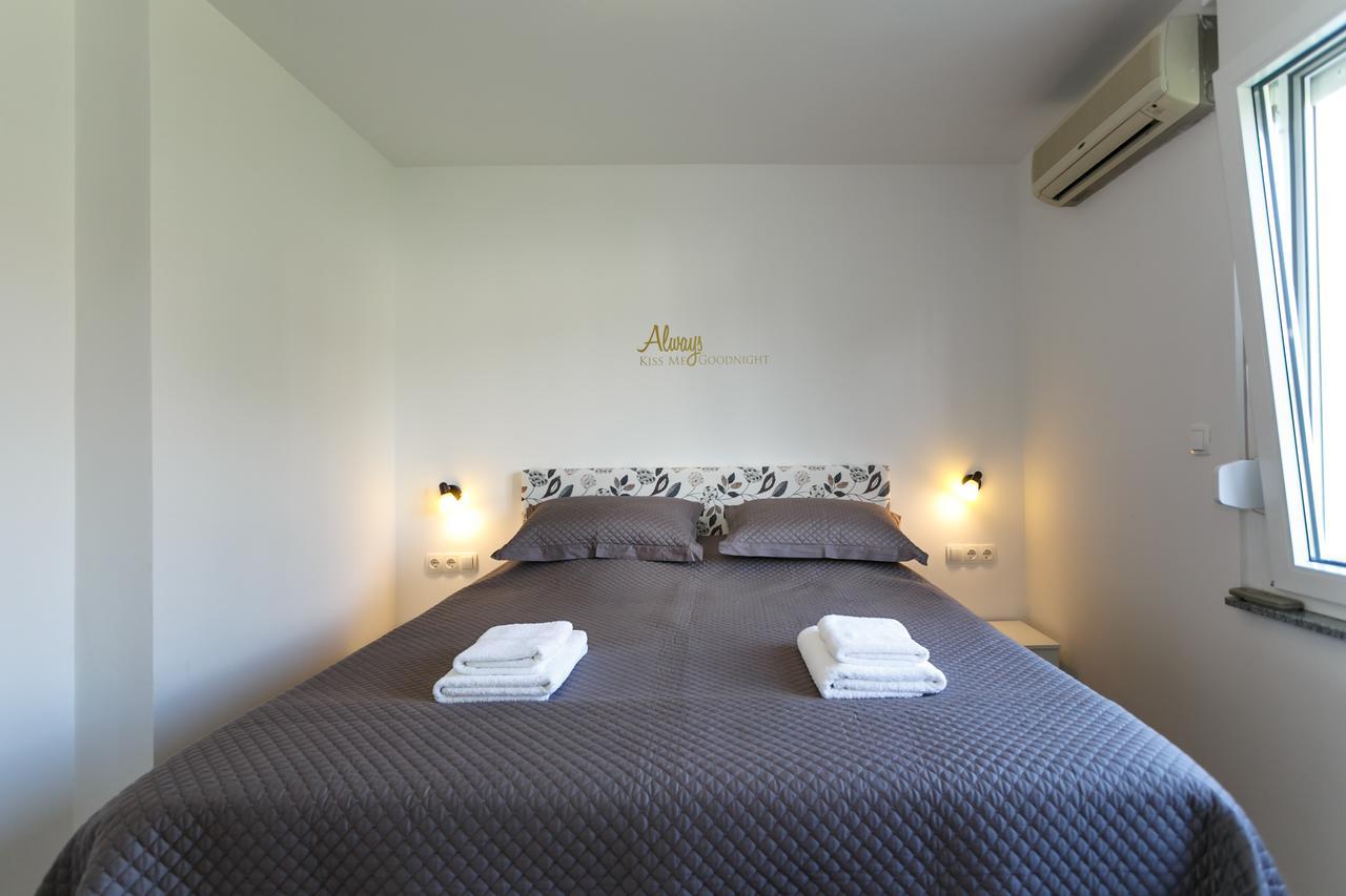 M&M Apartment Krk Town Bagian luar foto